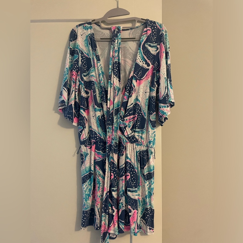 Lilly Pulitzer romper. GUC. medium.